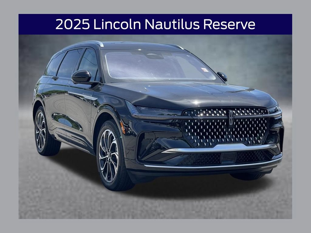 Used 2025 Lincoln Nautilus Reserve AWD/4WD image 1