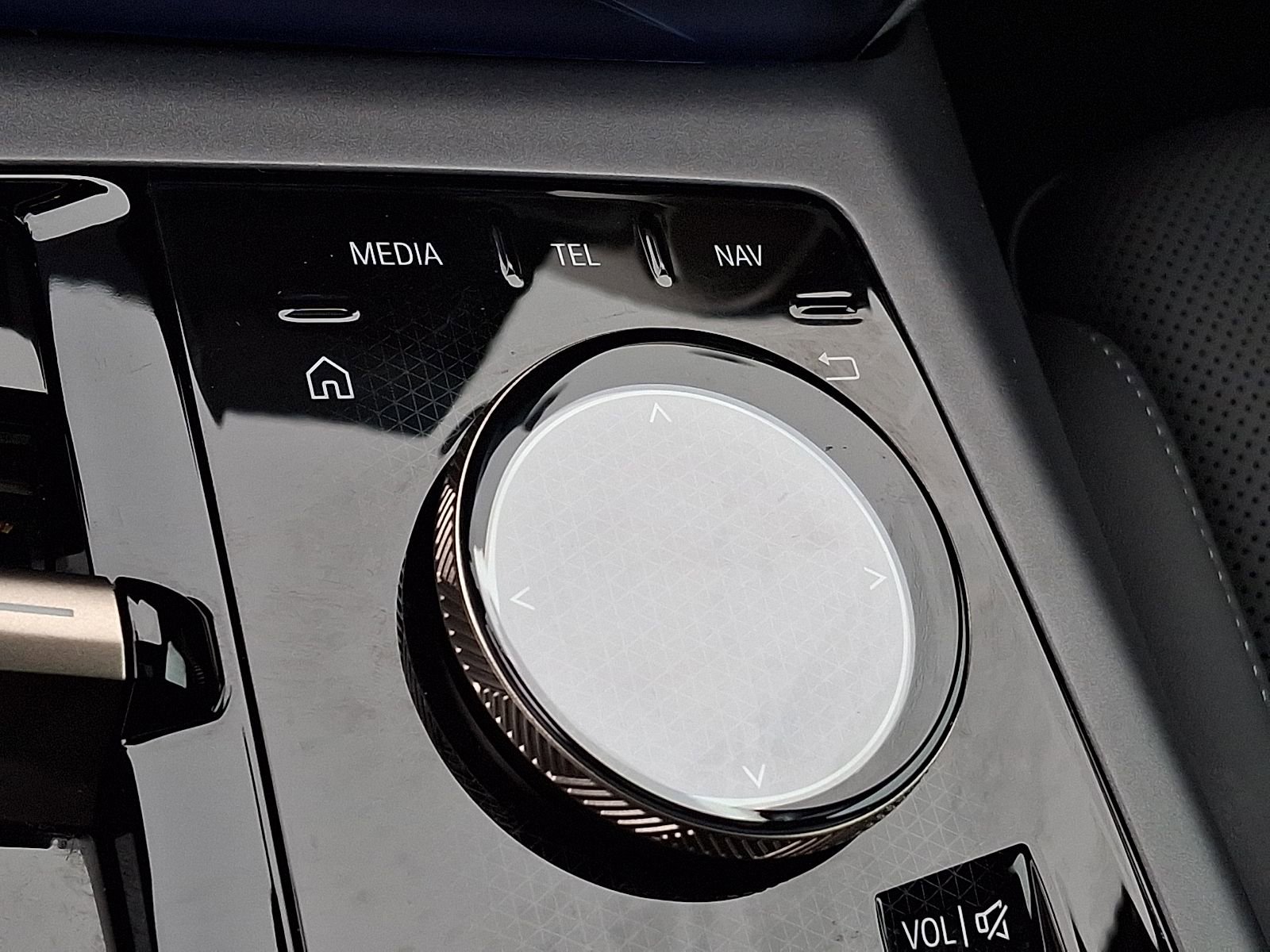 Used 2025 BMW X3 xDrive30i w/ Premium Package image 20