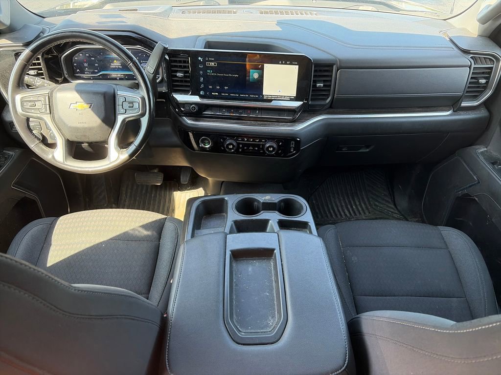 Used 2023 Chevrolet Silverado 1500 LT AWD/4WD image 10