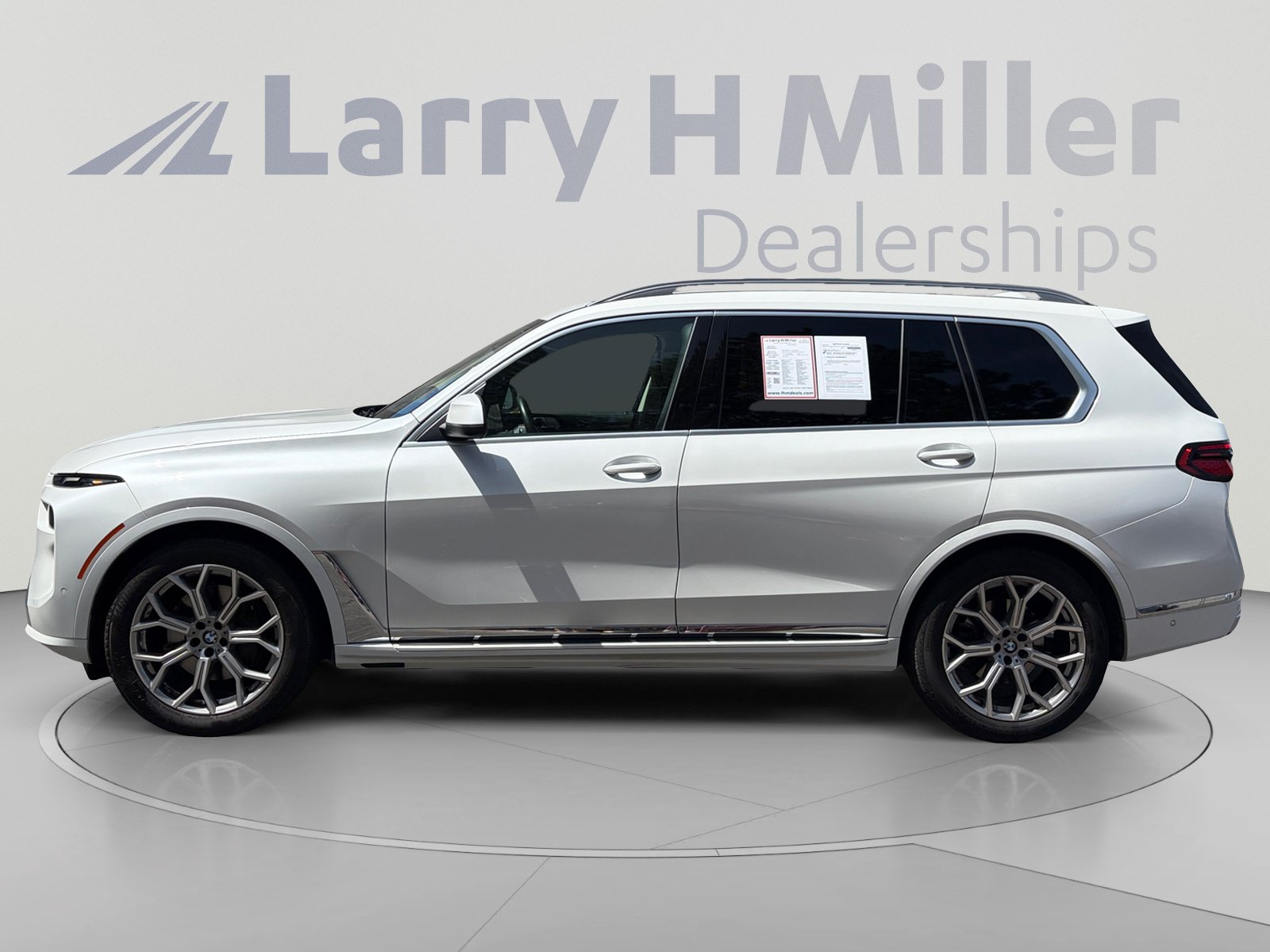 Used 2026 BMW X7 xDrive40i AWD/4WD image 2