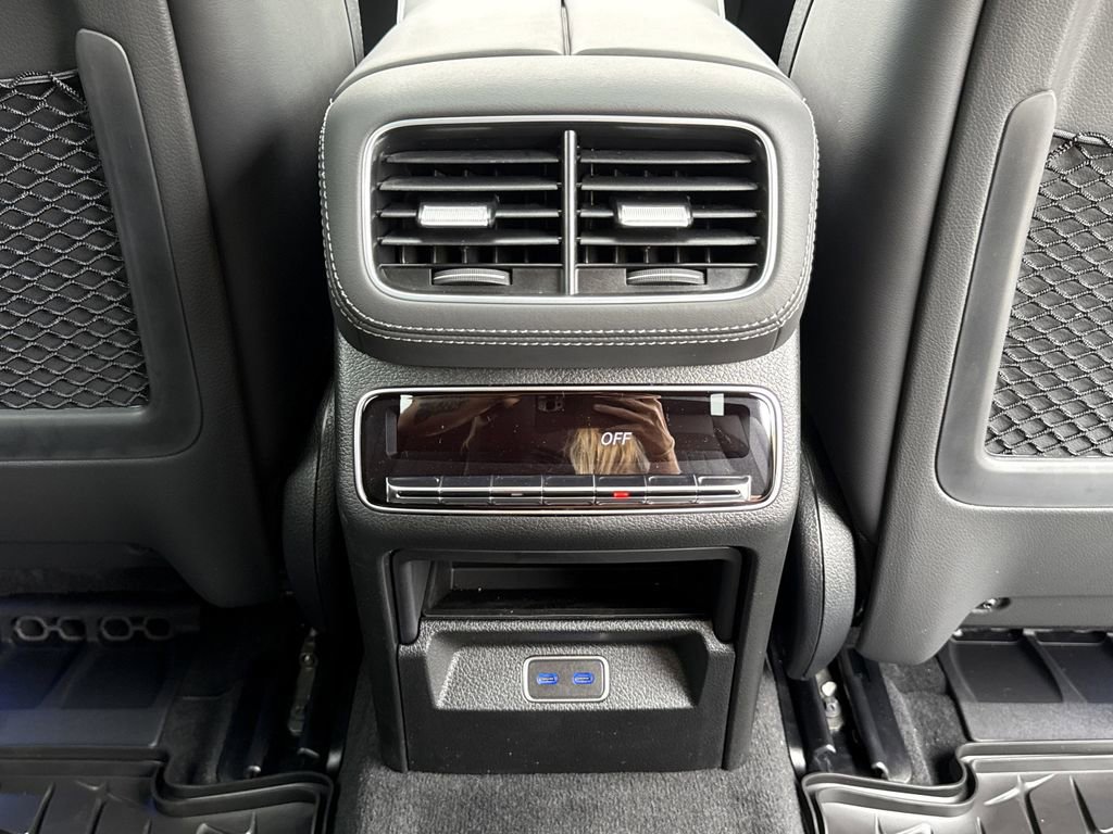 New 2026 Mercedes-Benz GLE 63 AMG S image 23