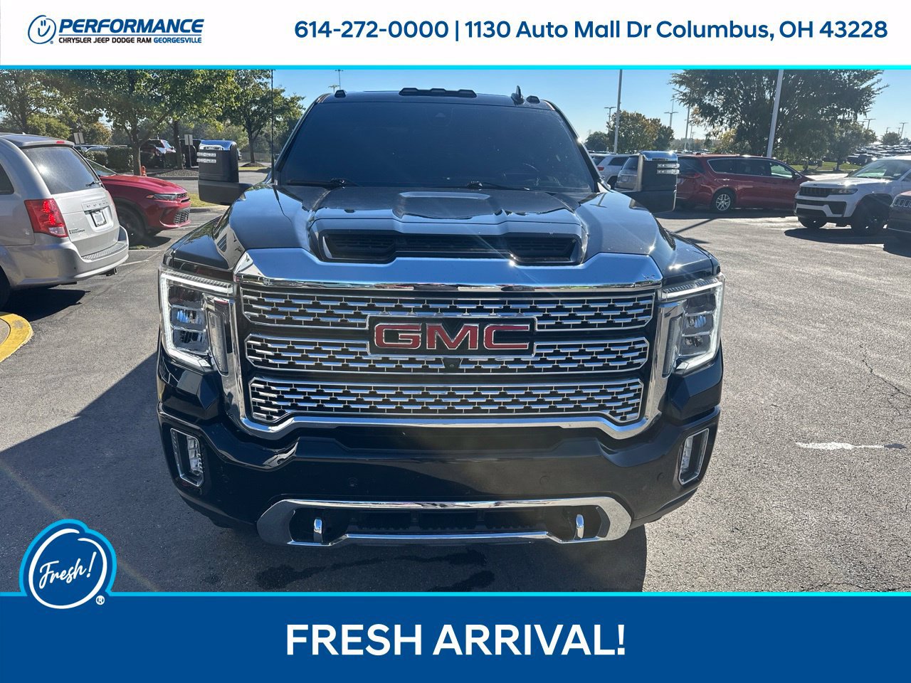 Used 2021 GMC Sierra 2500 Denali w/ Denali Black Diamond Edition AWD/4WD image 9