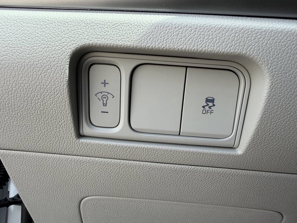 New 2026 Kia Sorento S FWD image 22