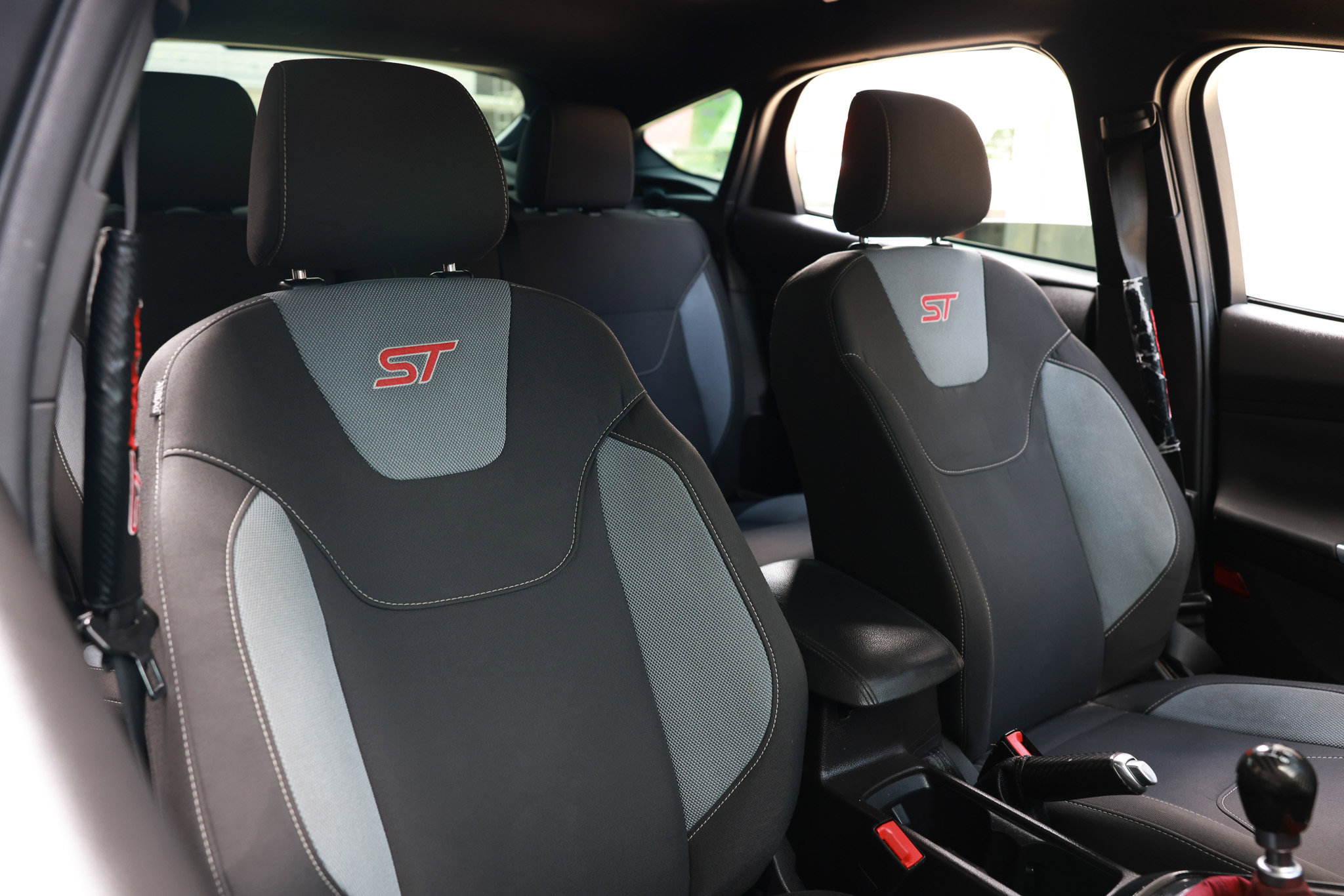 Used 2017 Ford Focus ST image 19