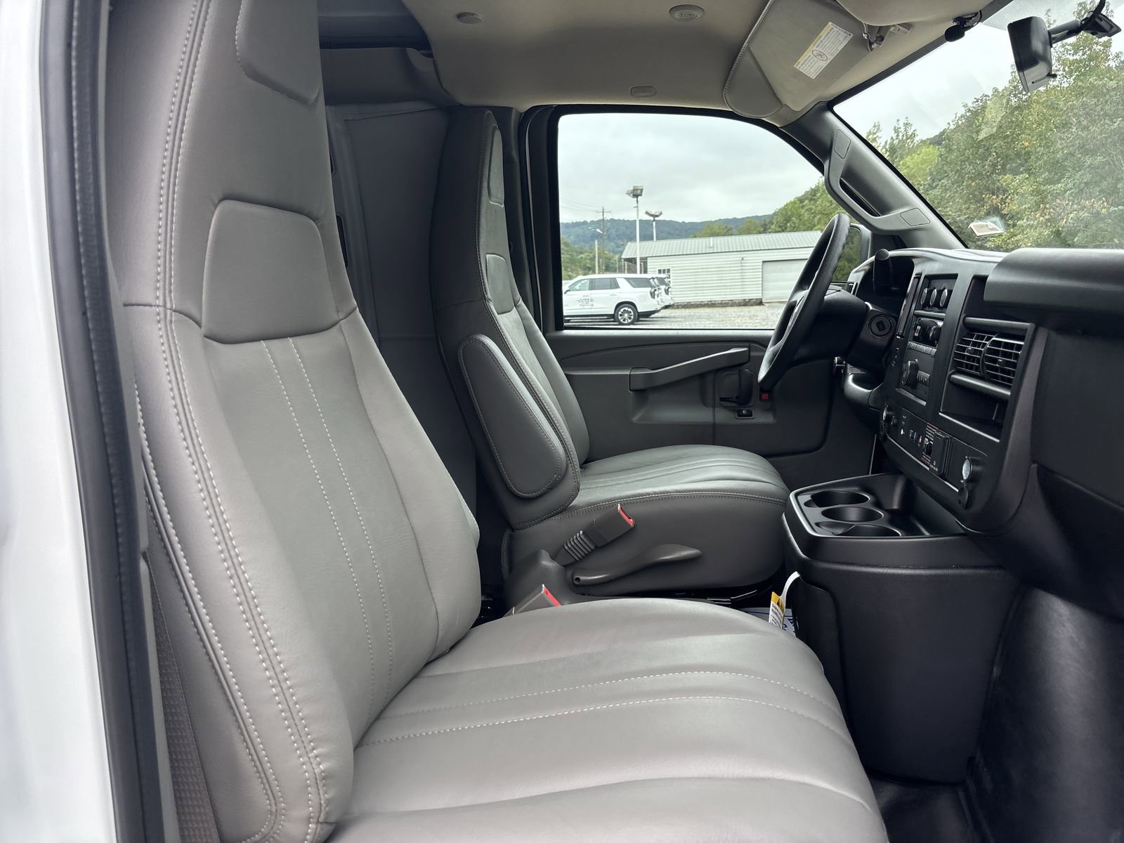 New 2025 Chevrolet Express 2500 Extended w/ Driver Convenience Package image 26
