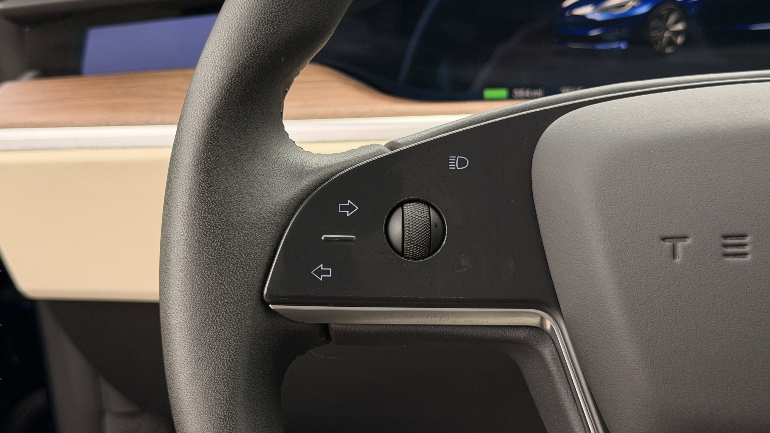 Used 2025 Tesla Model S image 57