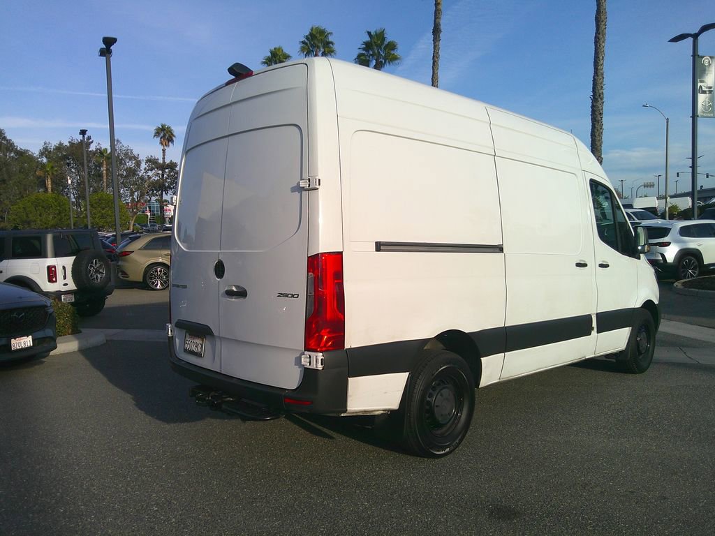 Used 2023 Mercedes-Benz Sprinter 2500 image 9