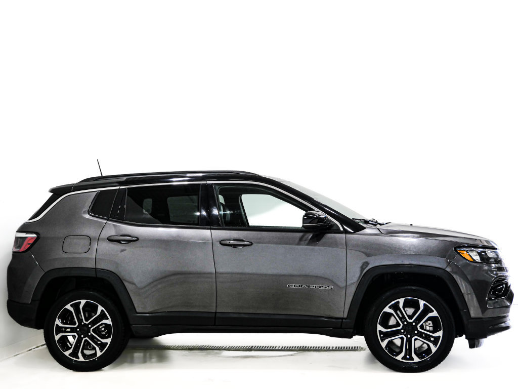 Used 2024 Jeep Compass Limited AWD/4WD image 4