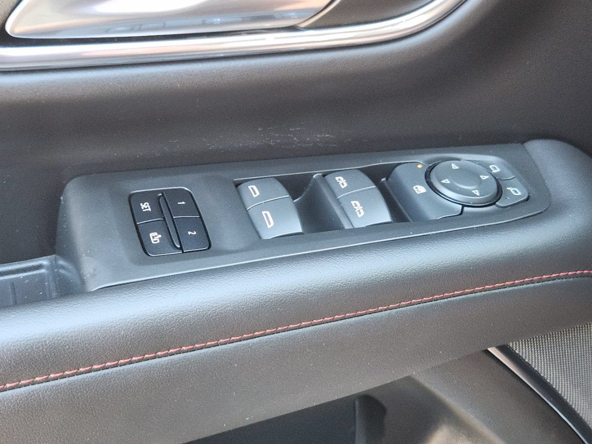Used 2023 Chevrolet Tahoe RST RWD image 38