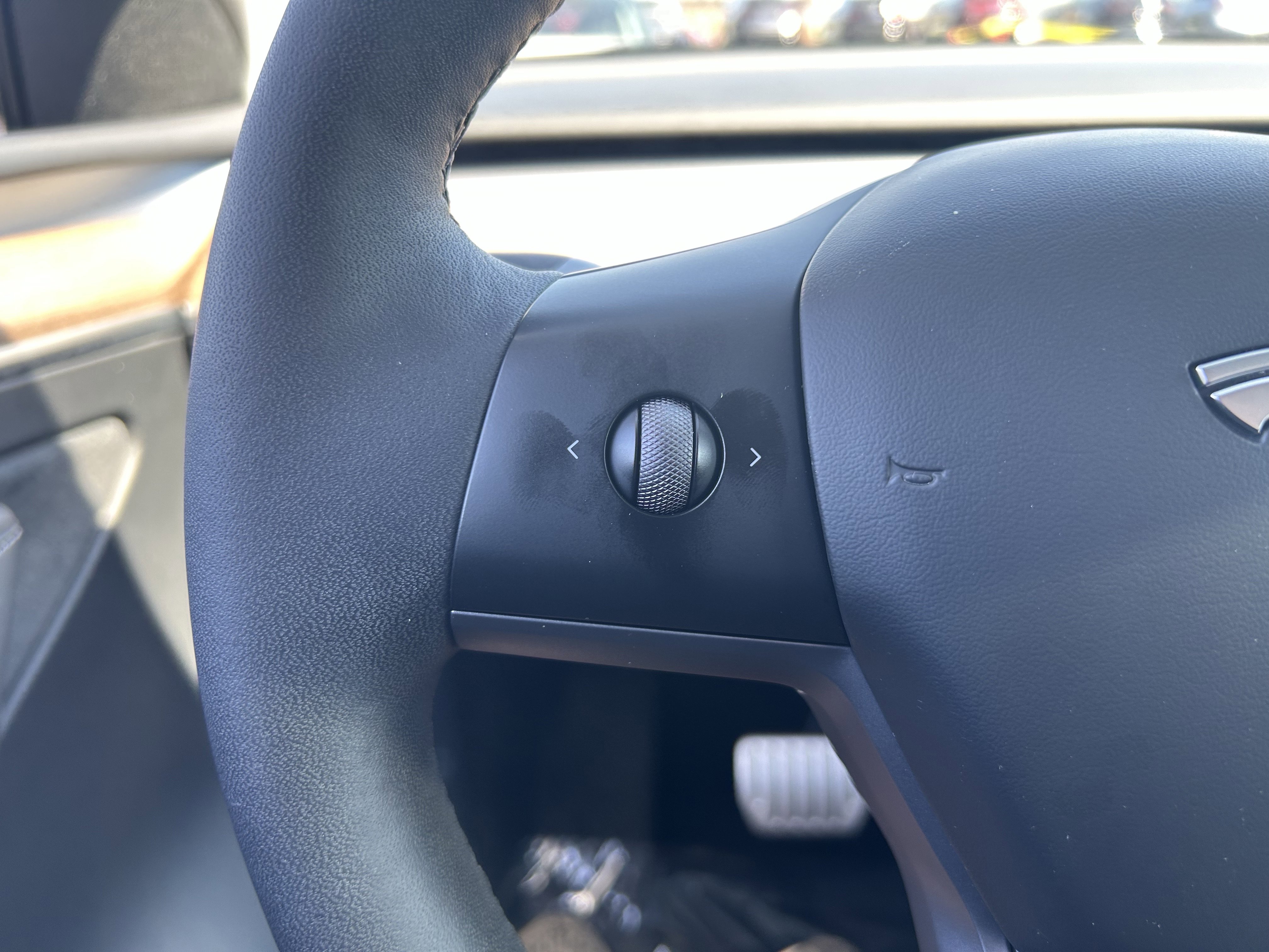 Used 2023 Tesla Model Y Performance image 16