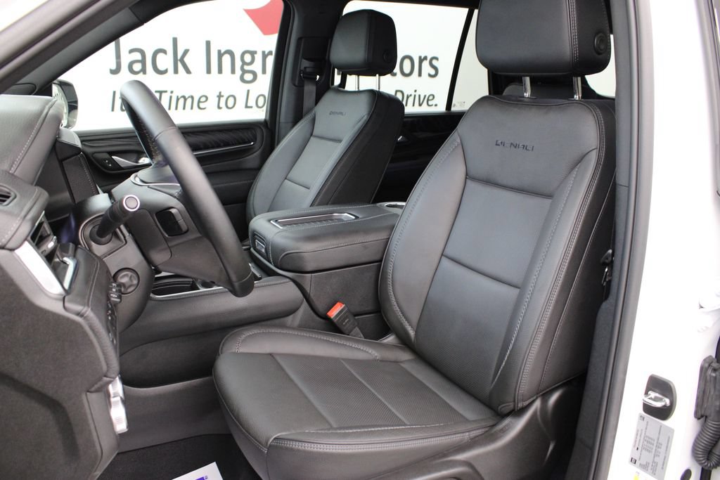 Used 2024 GMC Yukon Denali AWD/4WD image 15