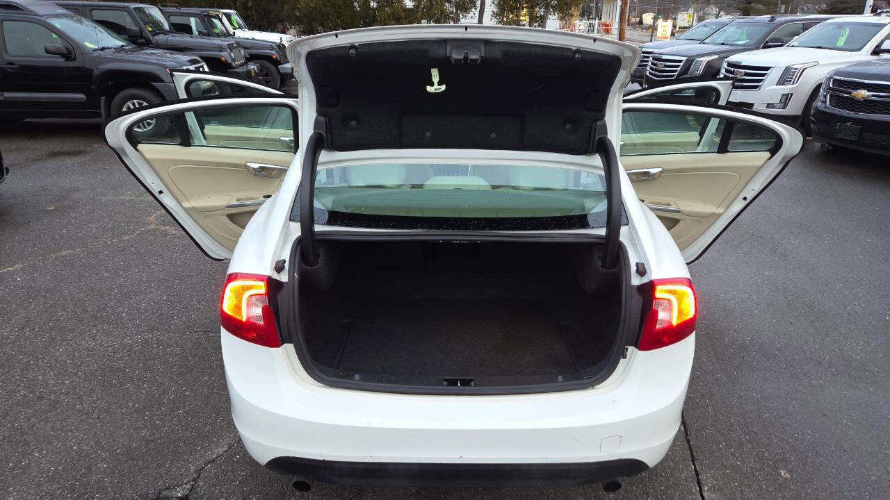 Used 2012 Volvo S60 T5 image 34