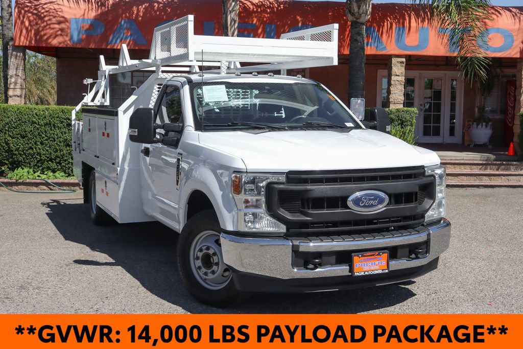 Used 2022 Ford F350 XL w/ Power Equipment Group RWD image 2
