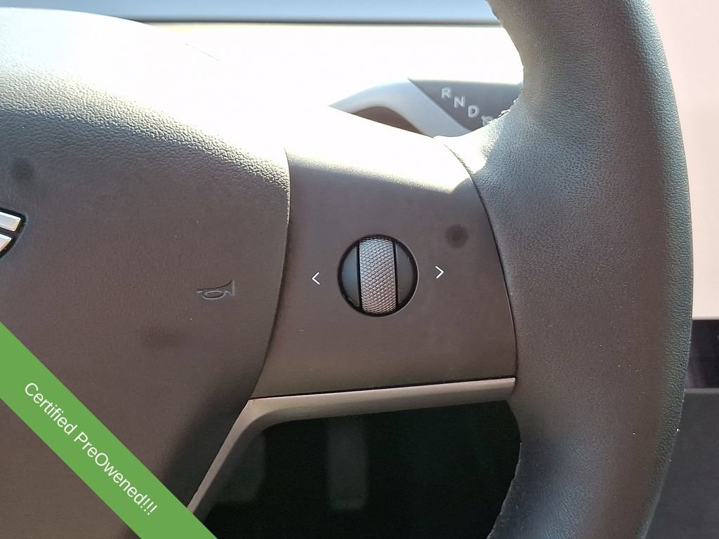 Used 2024 Tesla Model Y Long Range RWD image 22