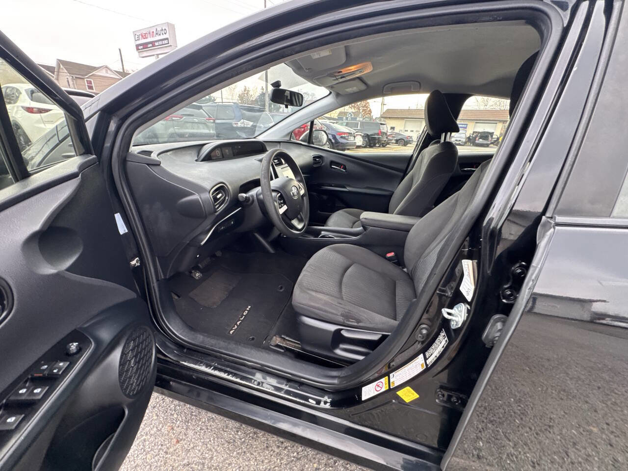 Used 2016 Toyota Prius Two image 33