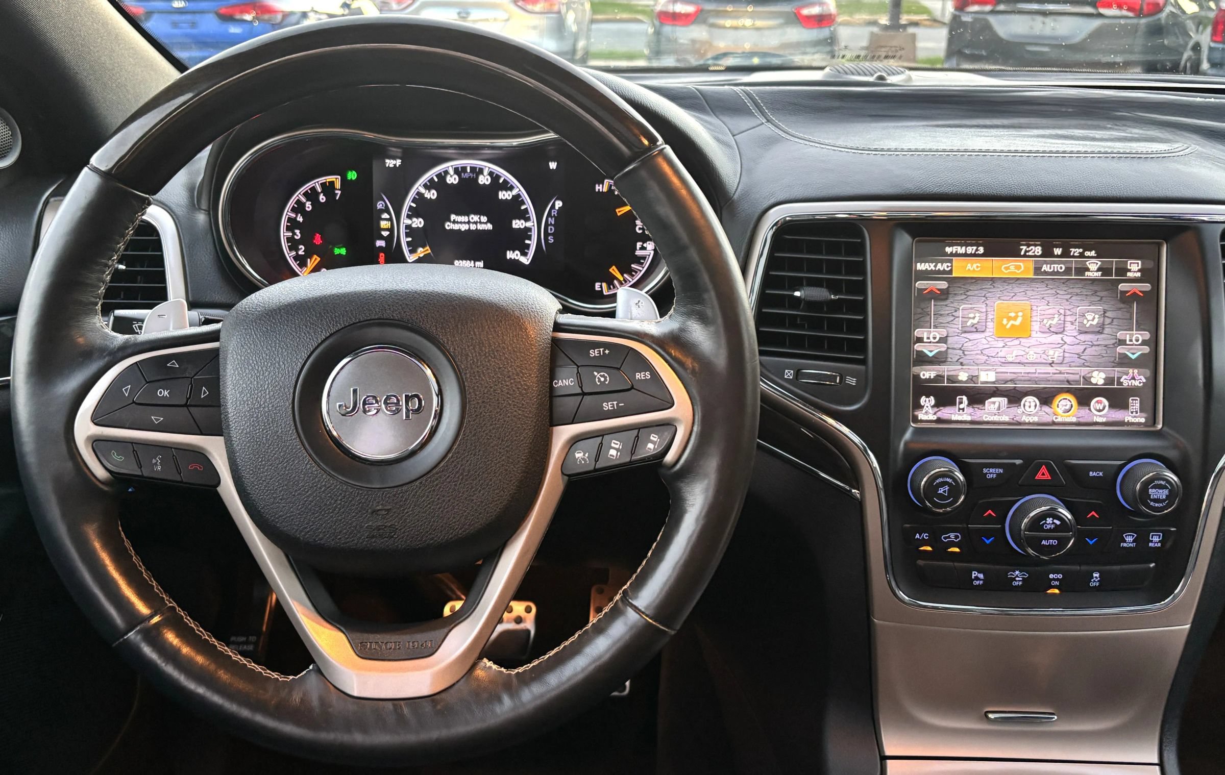 Used 2014 Jeep Grand Cherokee Overland AWD/4WD image 11