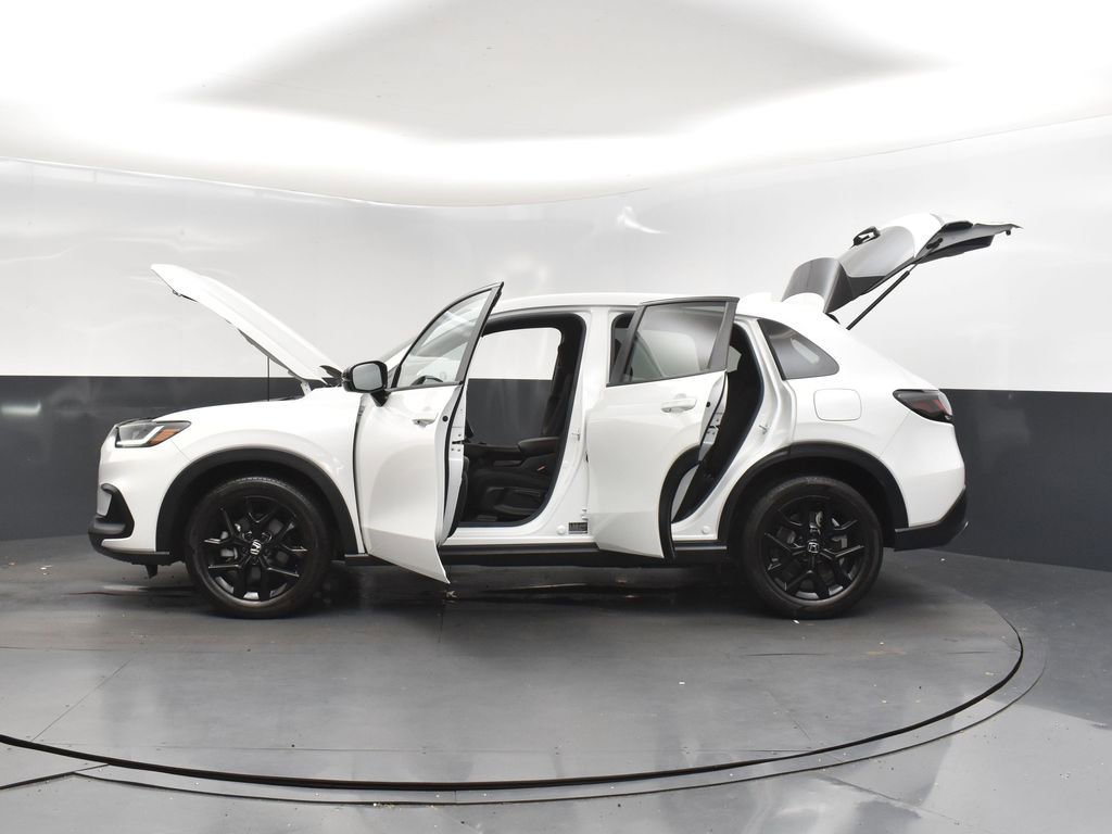 Used 2024 Honda HR-V Sport image 46