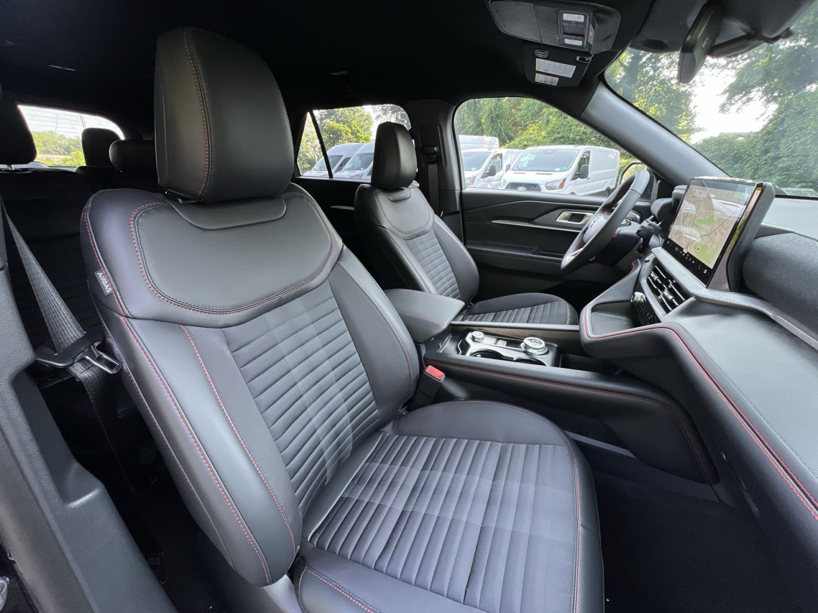 New 2026 Ford Explorer ST-Line w/ ST-Line Street Pack AWD/4WD image 27
