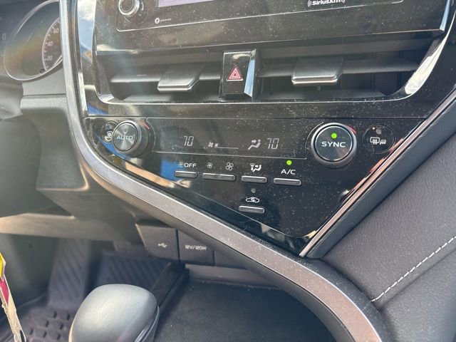 Used 2024 Toyota Camry SE image 17