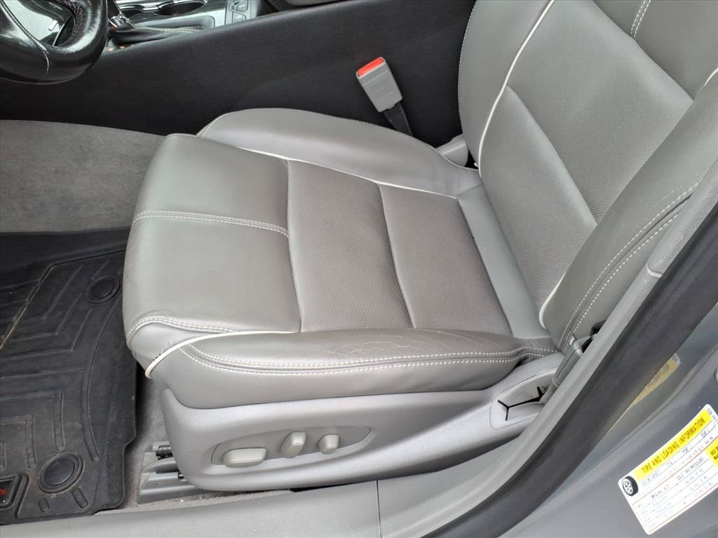 Used 2017 Chevrolet Impala Premier w/ Enhanced Convenience Package FWD image 25