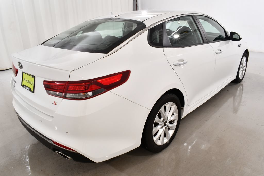 Used 2018 Kia Optima S FWD image 11