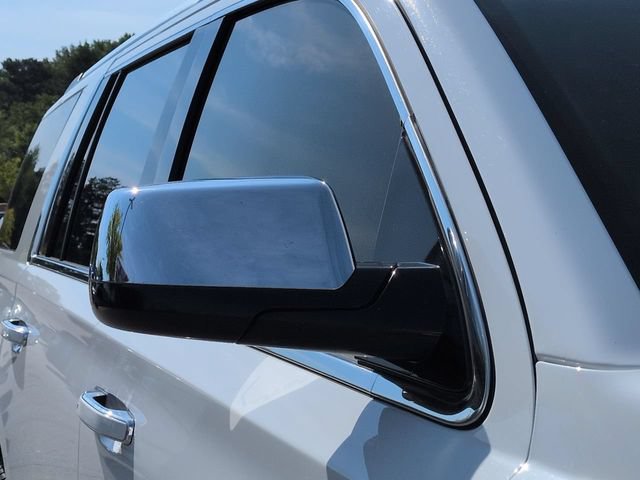 Used 2018 Chevrolet Tahoe Premier RWD image 11