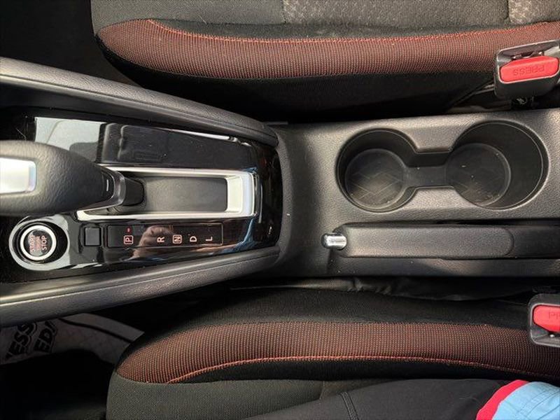 Used 2024 Nissan Versa SR w/ Trunk Package image 18