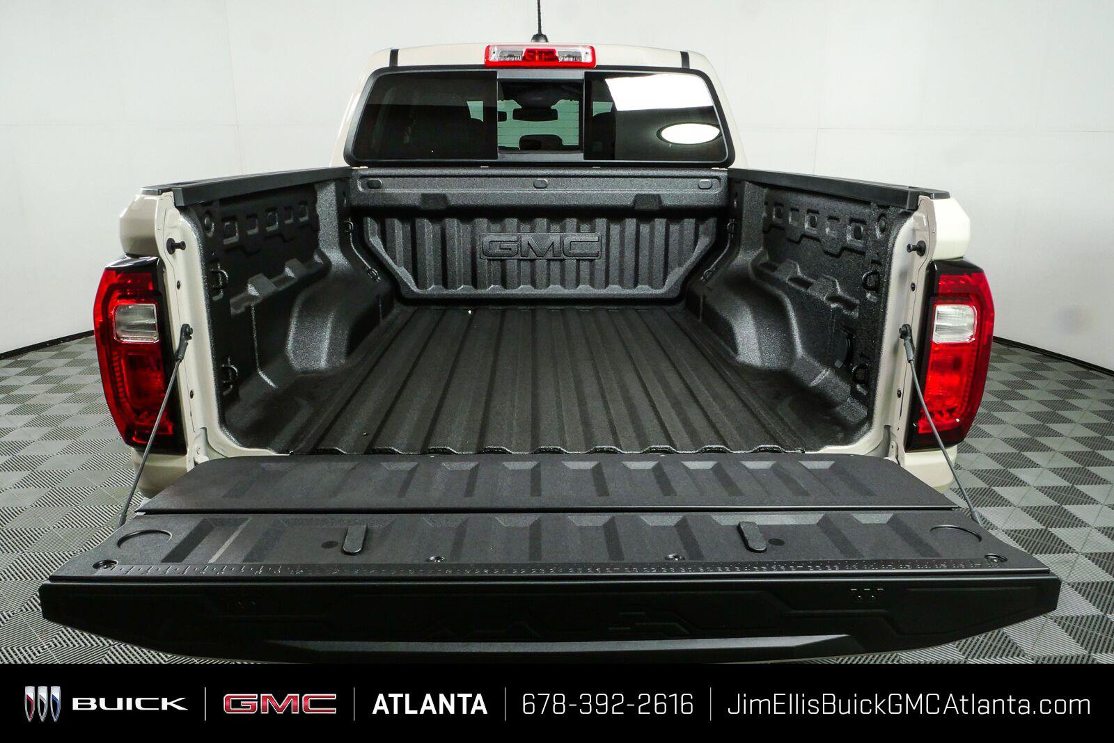 New 2026 GMC Canyon Denali AWD/4WD image 31