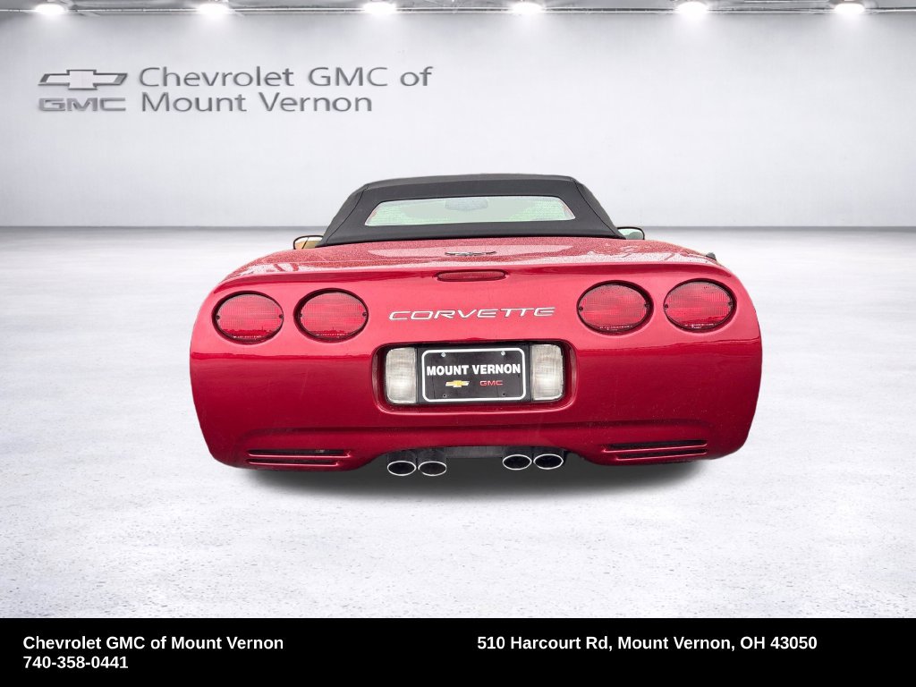 Used 2004 Chevrolet Corvette Convertible w/ Preferred Equipment Group RWD image 4