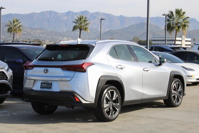 Certified 2025 Lexus UX 300h FWD image 21