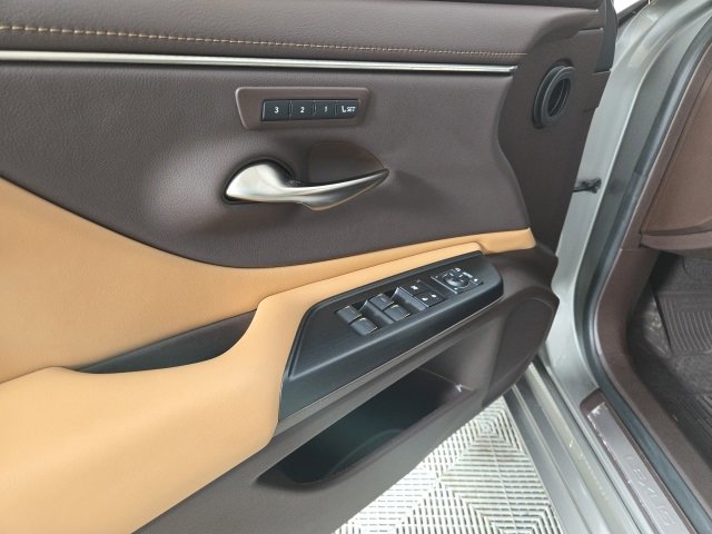 Used 2021 Lexus ES 250 250 image 15