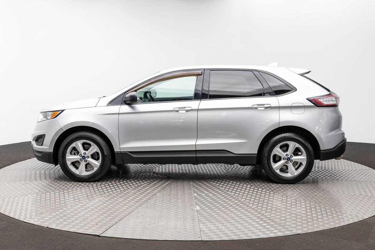 Used 2016 Ford Edge SE AWD/4WD image 9