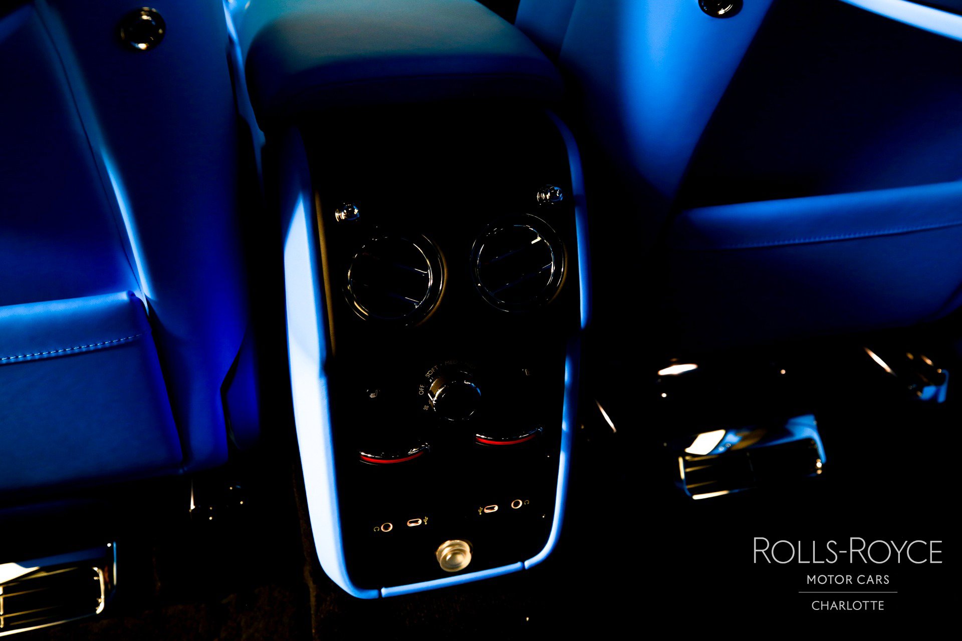 New 2026 Rolls-Royce Cullinan image 22