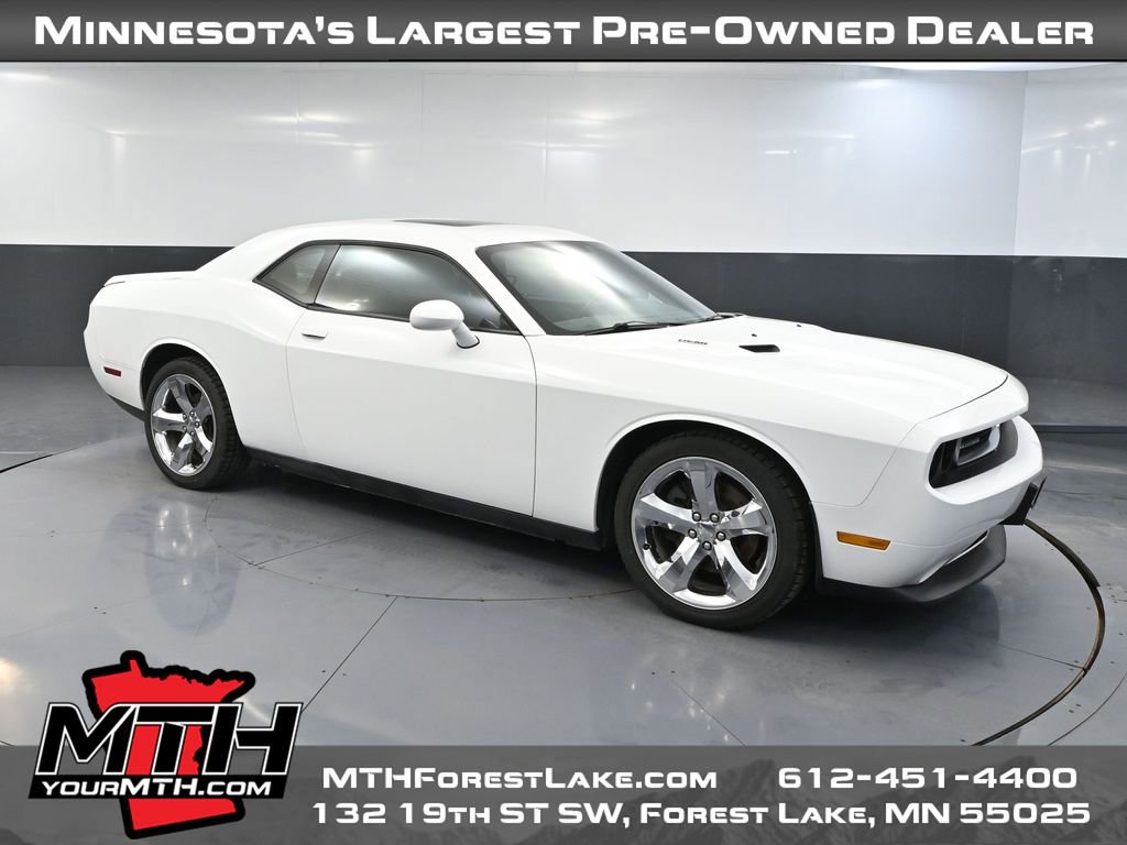 Used 2013 Dodge Challenger R/T video 1