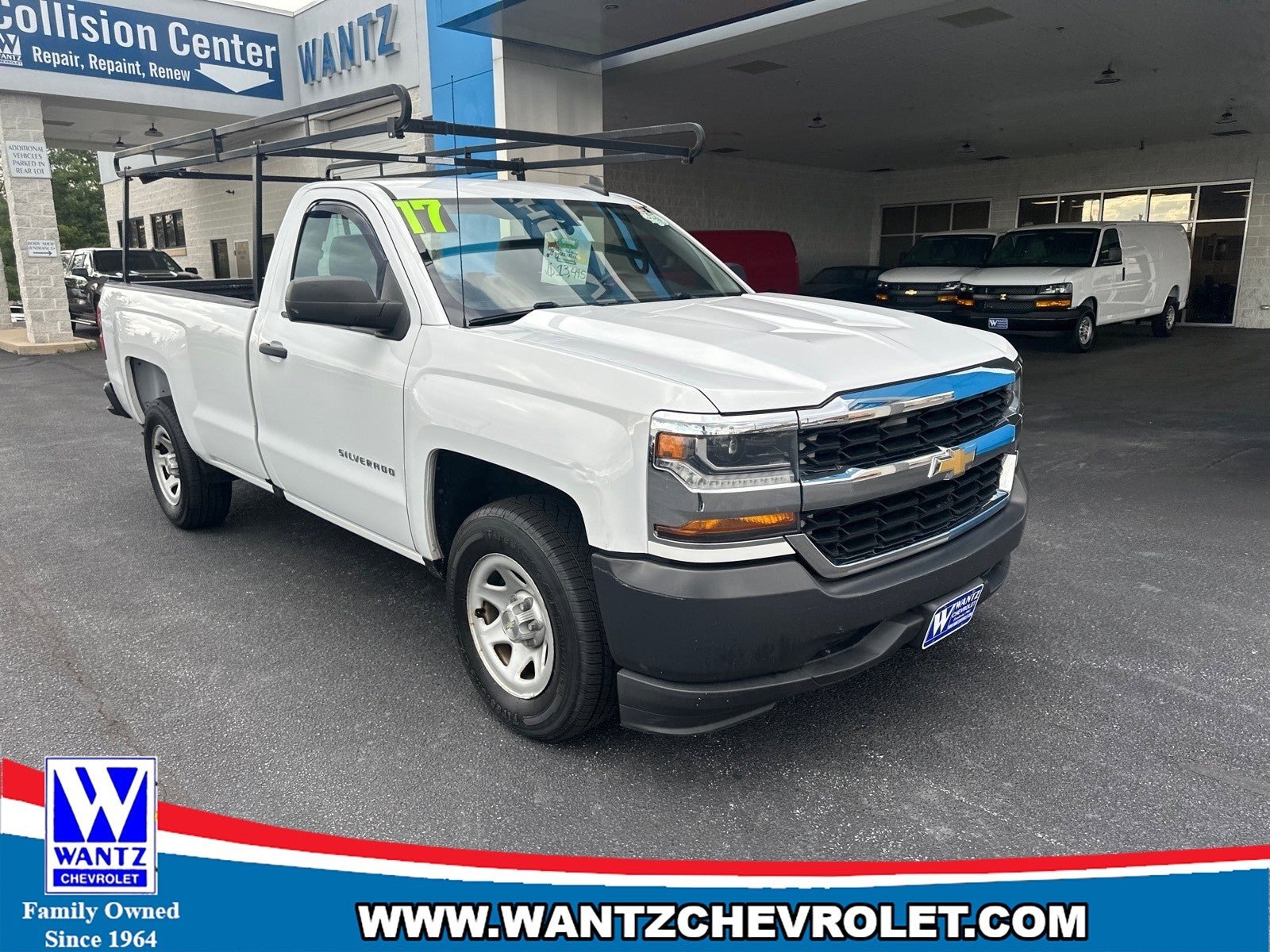 Used 2017 Chevrolet Silverado 1500 W/T RWD image 4