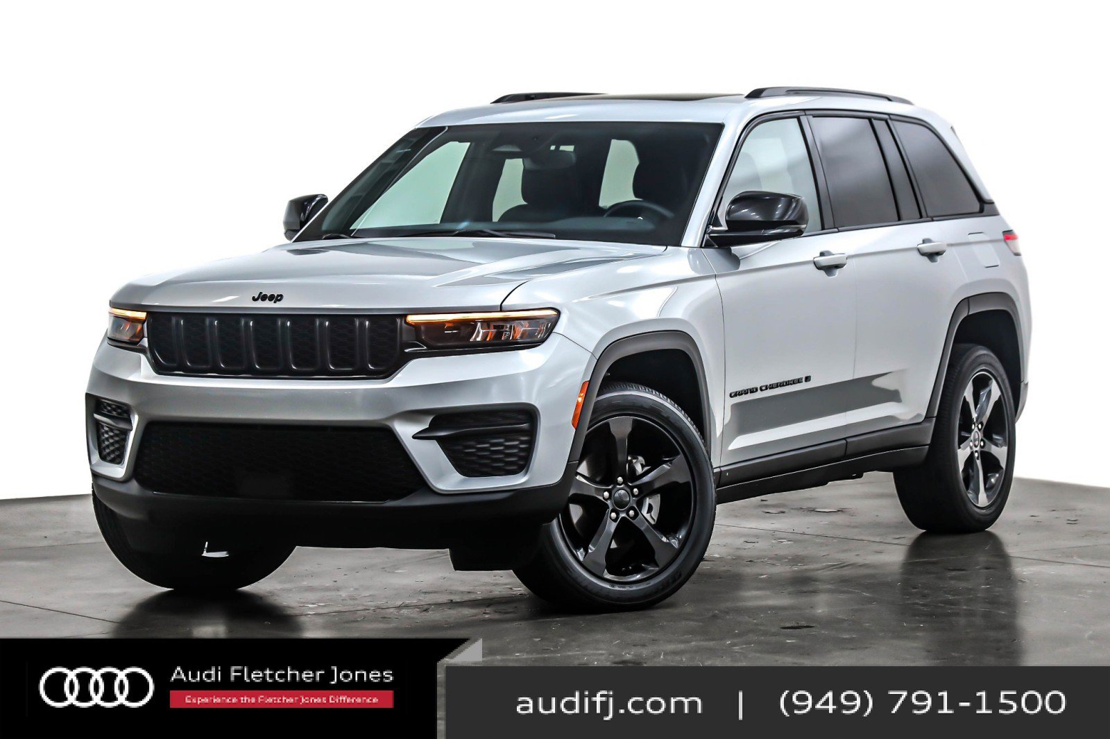 Used 2022 Jeep Grand Cherokee Altitude image 1