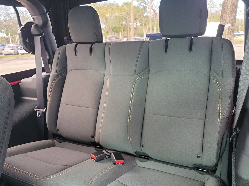 Used 2024 Jeep Wrangler Sport S image 12