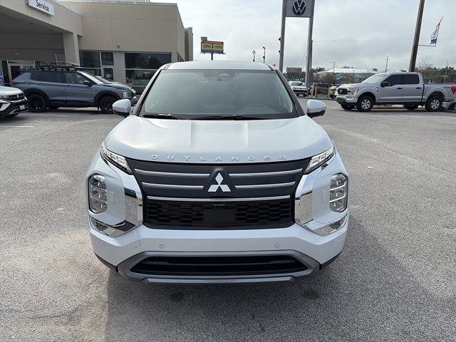 New 2026 Mitsubishi Outlander SE AWD/4WD image 2