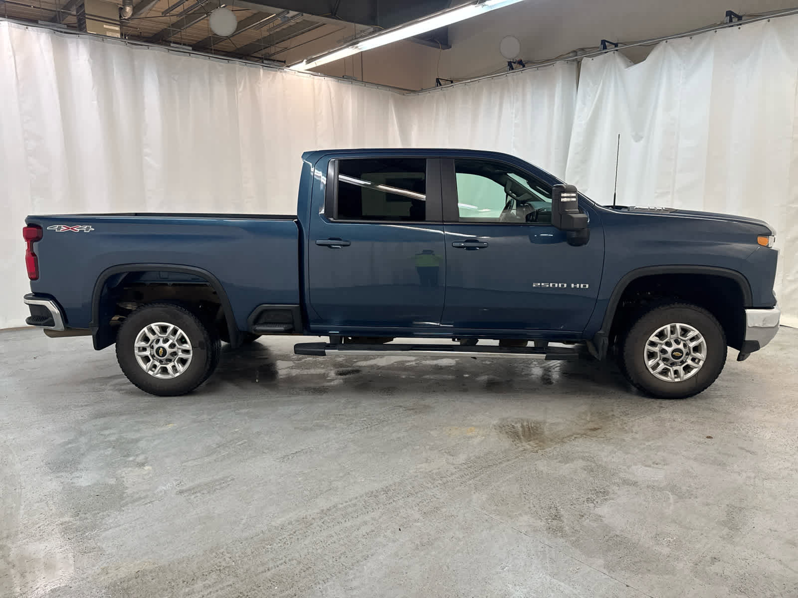 Certified 2025 Chevrolet Silverado 2500 LT w/ Convenience Package image 7