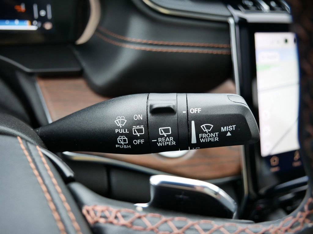 Certified 2022 Jeep Grand Cherokee L Summit w/ Advanced Protech Group IV image 57