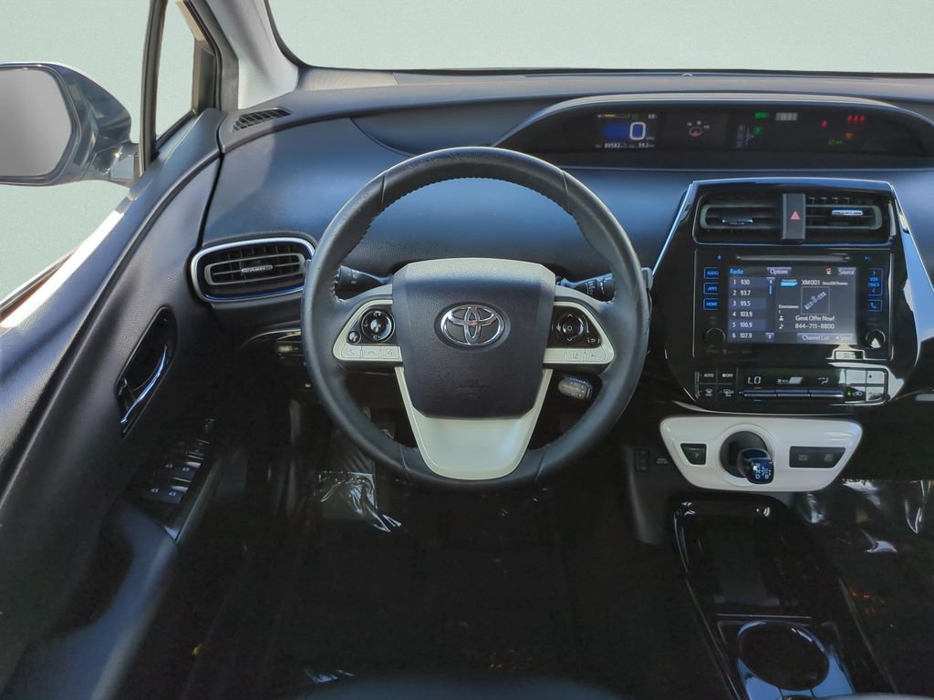 Used 2017 Toyota Prius Four Touring FWD image 12