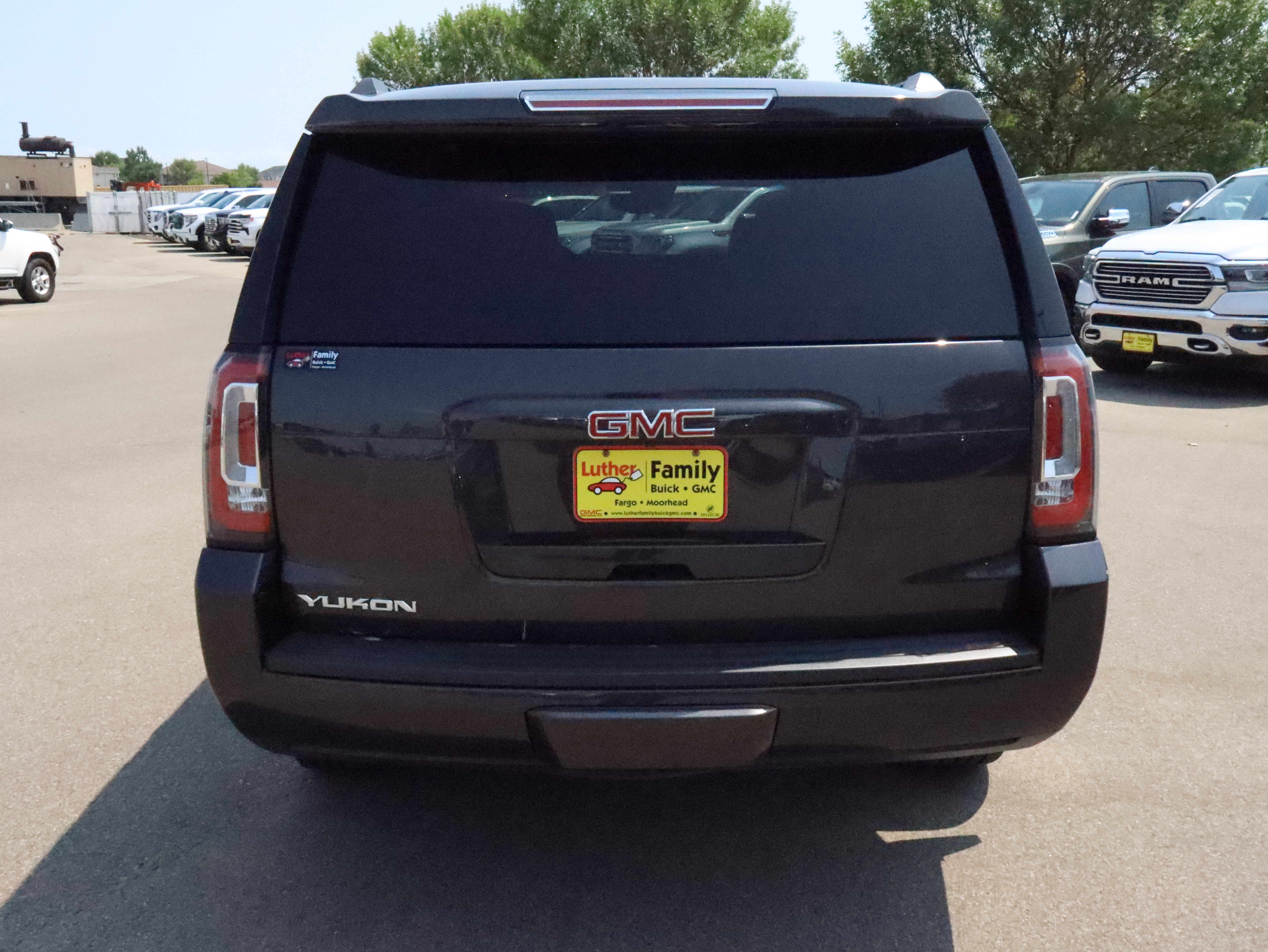 Used 2018 GMC Yukon SLT w/ Open Road Package AWD/4WD image 6