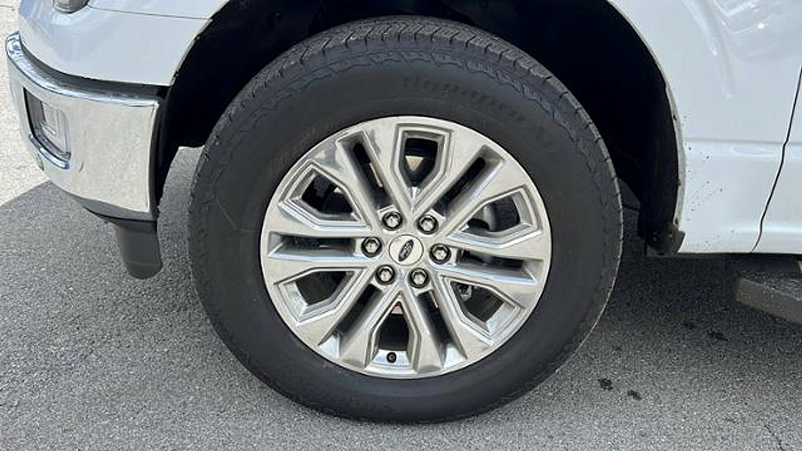Used 2024 Ford F150 Lariat w/ Equipment Group 502A High image 11