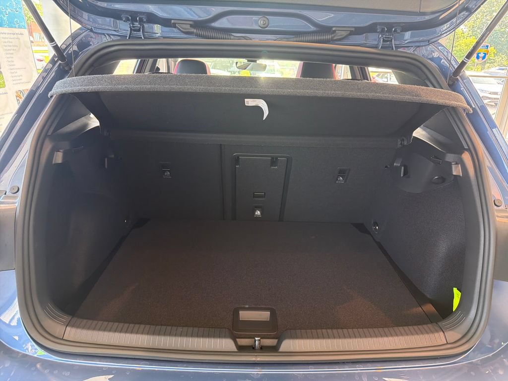 New 2026 Volkswagen GTI Autobahn FWD image 20