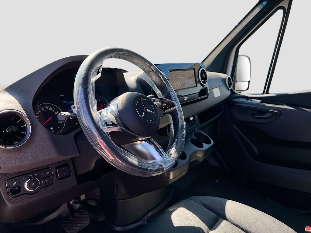 New 2026 Mercedes-Benz Sprinter 2500 image 10