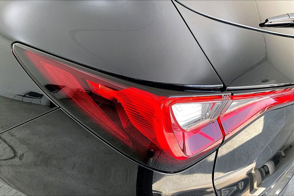 Certified 2024 Acura MDX FWD w/ Technology Package image 39