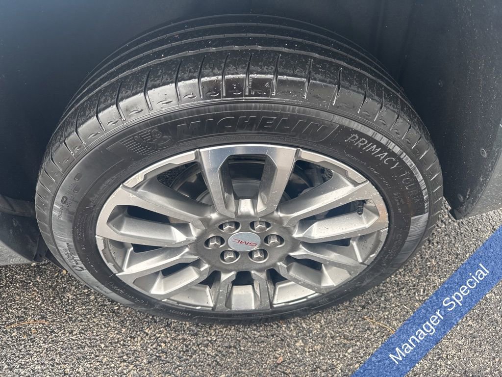 Used 2023 GMC Acadia Denali w/ Denali Ultimate Package image 12