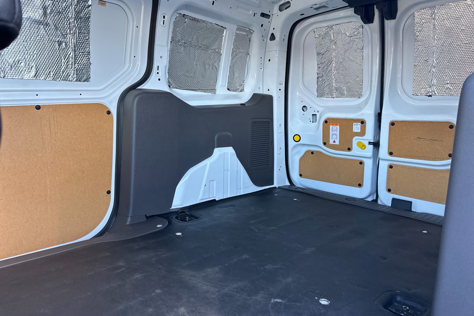 Used 2020 Ford Transit Connect XL image 11