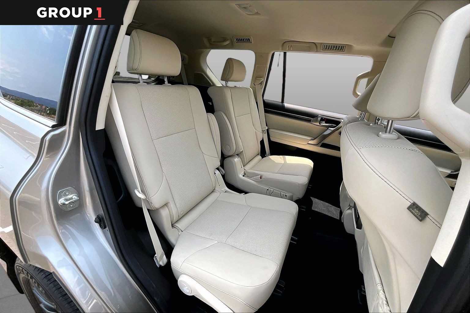 Certified 2023 Lexus GX 460 Premium w/ Accessory Package AWD/4WD image 19