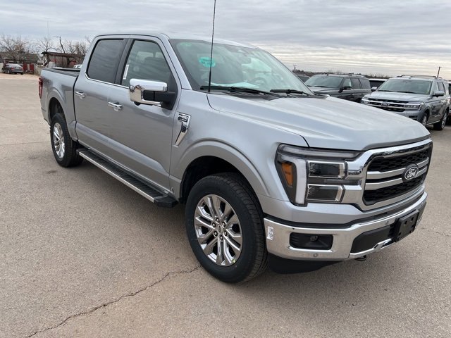 New 2025 Ford F150 Lariat w/ Equipment Group 501A Mid